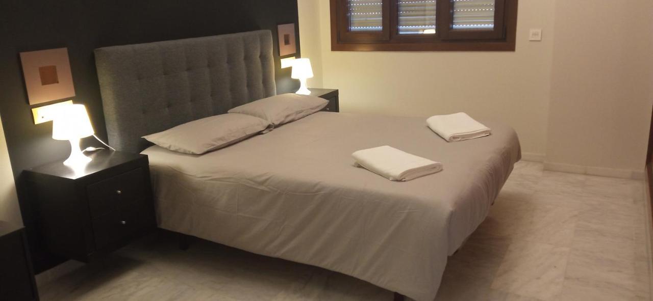 Fibes Lux Sevilla Este. Dış mekan fotoğraf
